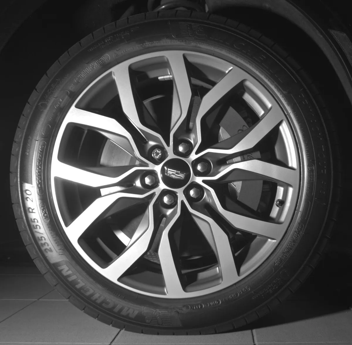 2024 Cadillac XT5 AWD Sport thumbnail 11