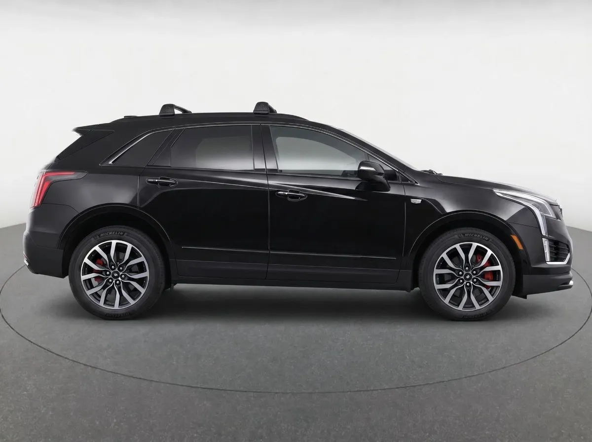 2024 Cadillac XT5 AWD Sport thumbnail 8