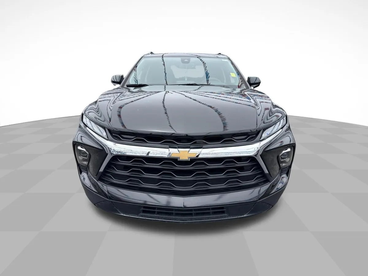2024 Chevrolet Blazer 2LT thumbnail 2