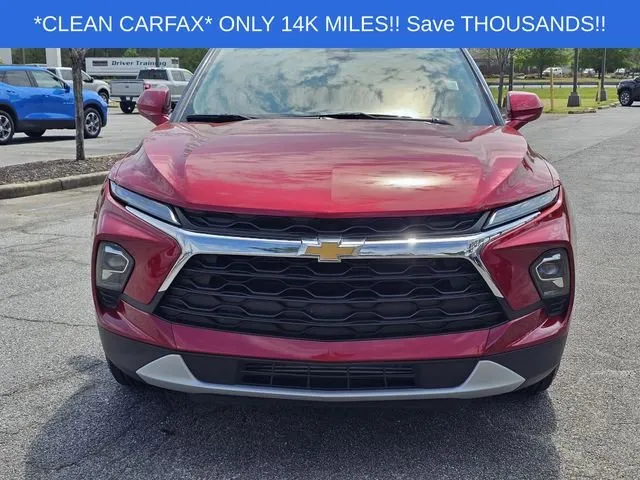 2024 Chevrolet Blazer LT thumbnail 3