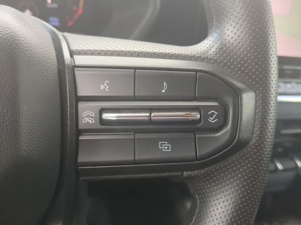 2024 Chevrolet Colorado 4WD Trail Boss thumbnail 23