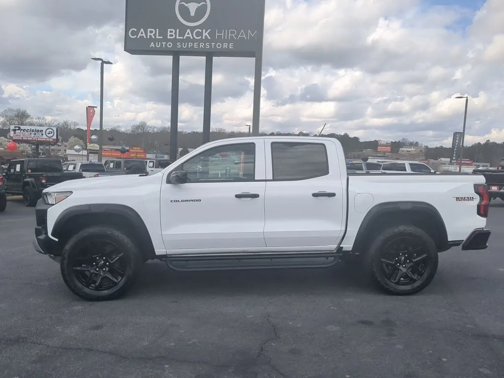 2024 Chevrolet Colorado 4WD Trail Boss thumbnail 8