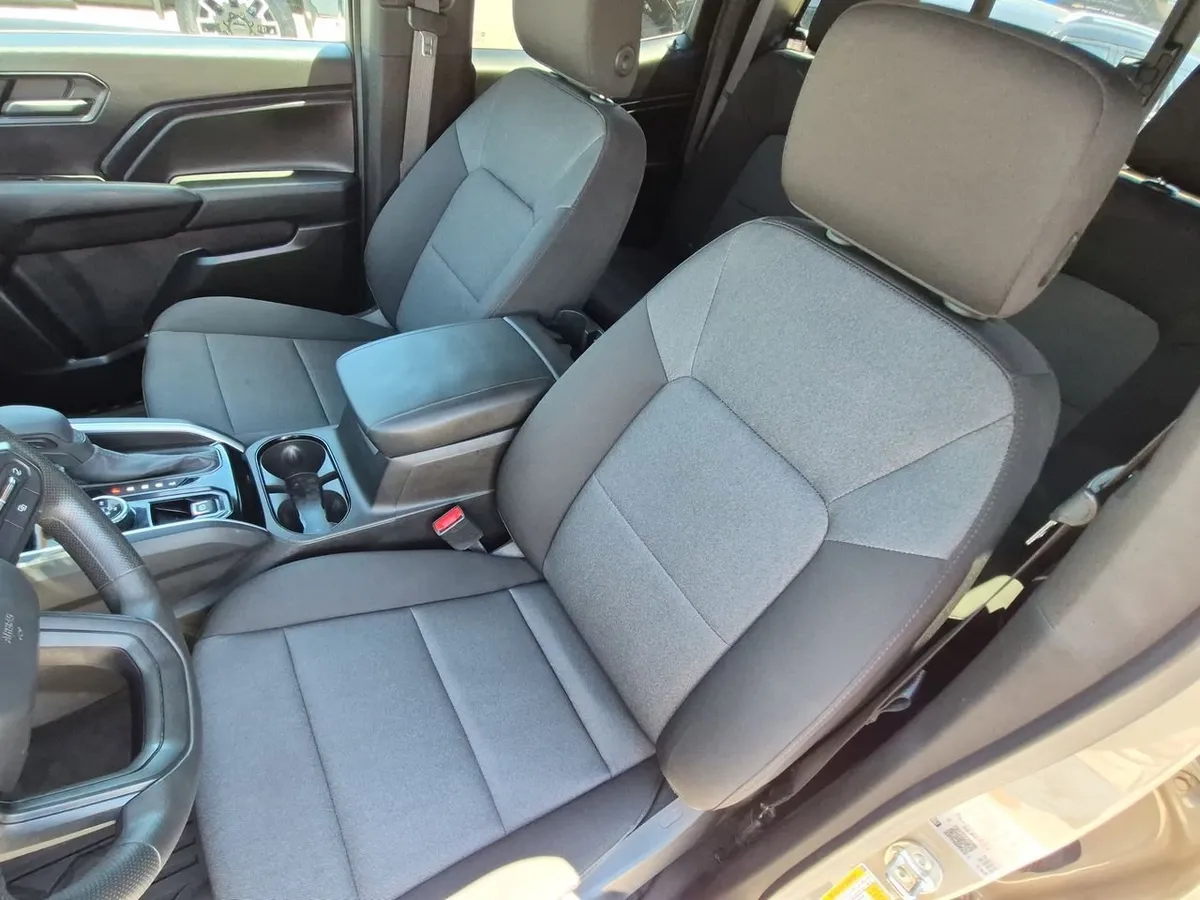 2024 Chevrolet Colorado Trail Boss thumbnail 19