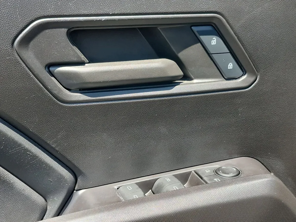 2024 Chevrolet Colorado Trail Boss thumbnail 23