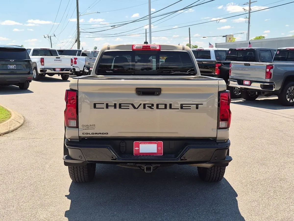 2024 Chevrolet Colorado Trail Boss thumbnail 7