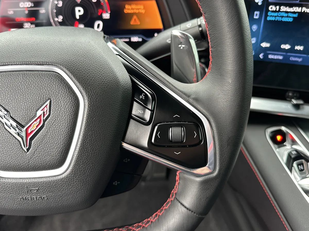 2024 Chevrolet Corvette 1LT thumbnail 21