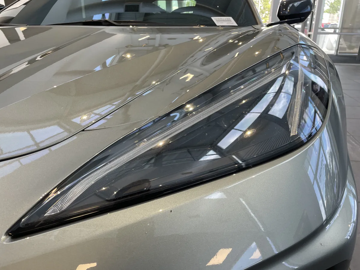 2024 Chevrolet Corvette 1LT thumbnail 4