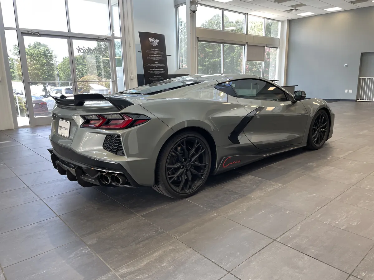 2024 Chevrolet Corvette 1LT thumbnail 9