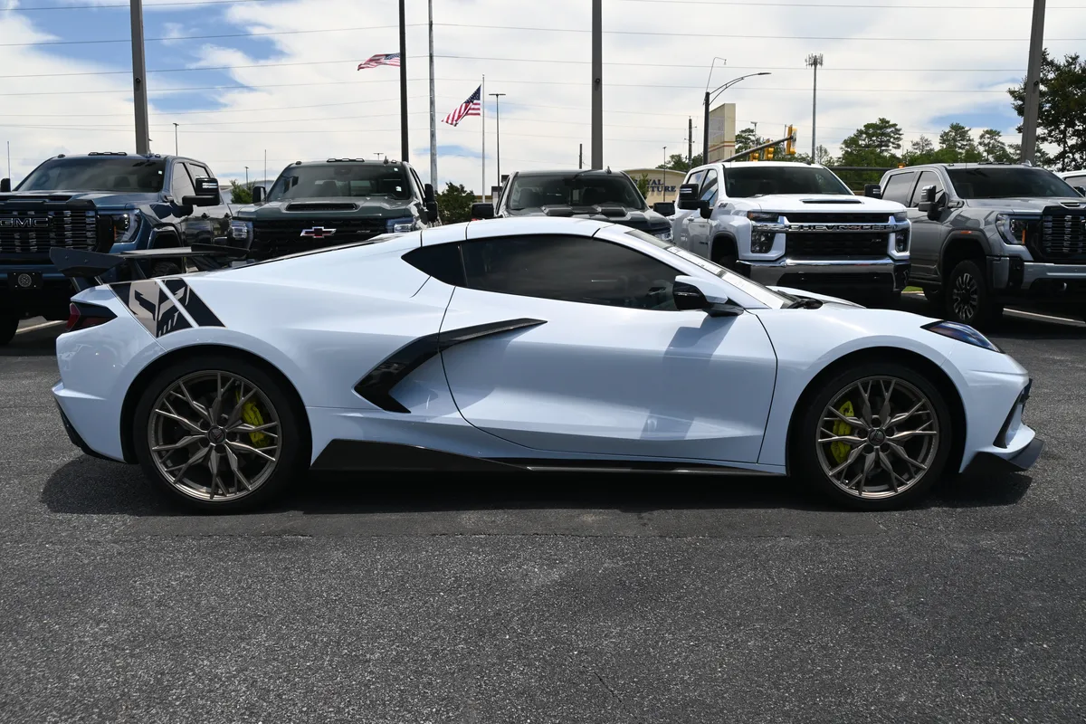 2024 Chevrolet Corvette 3LT thumbnail 10