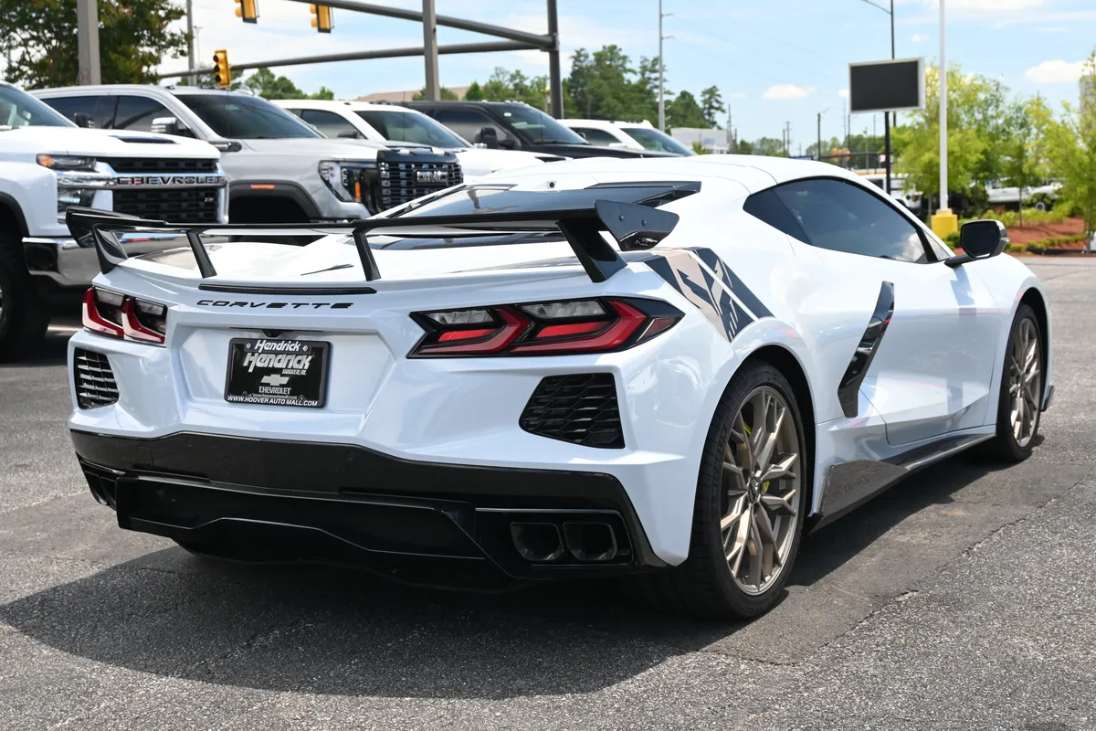 2024 Chevrolet Corvette 3LT thumbnail 9