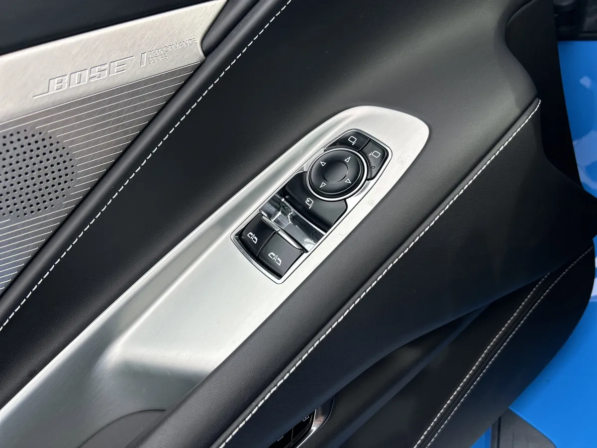 2024 Chevrolet Corvette 3LT thumbnail 22