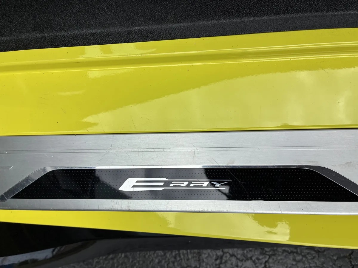 2024 Chevrolet Corvette E-Ray 3LZ thumbnail 20