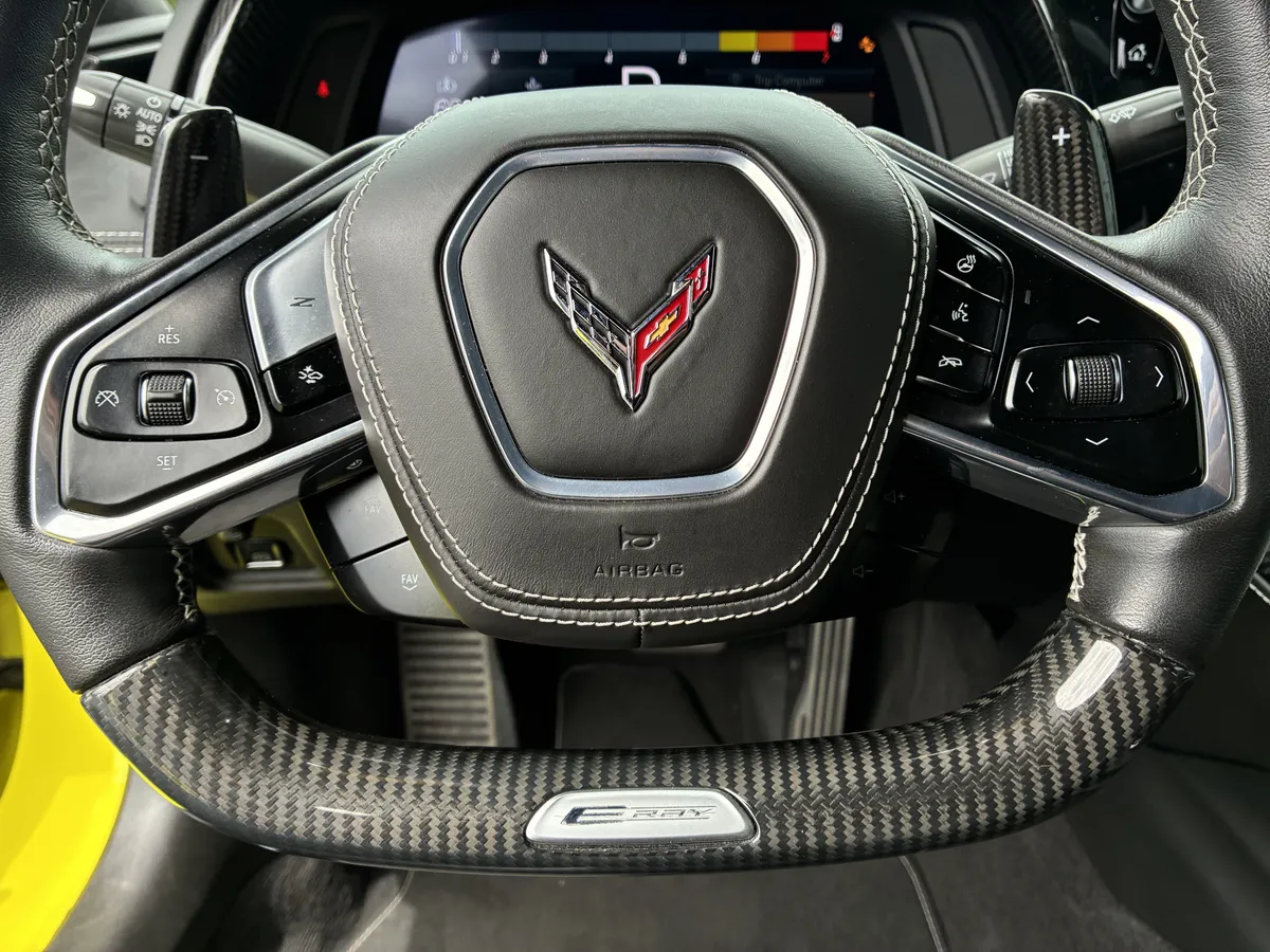 2024 Chevrolet Corvette E-Ray 3LZ thumbnail 23