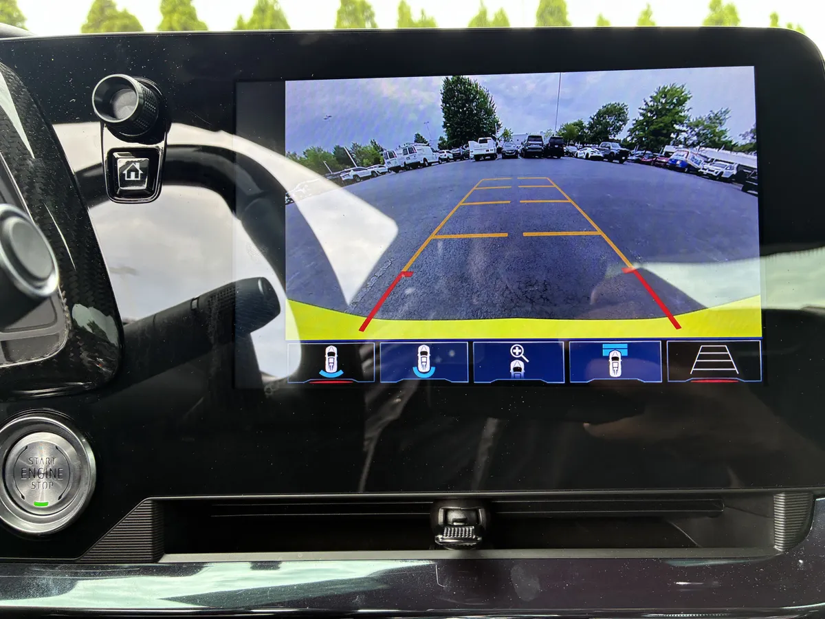 2024 Chevrolet Corvette E-Ray 3LZ thumbnail 29