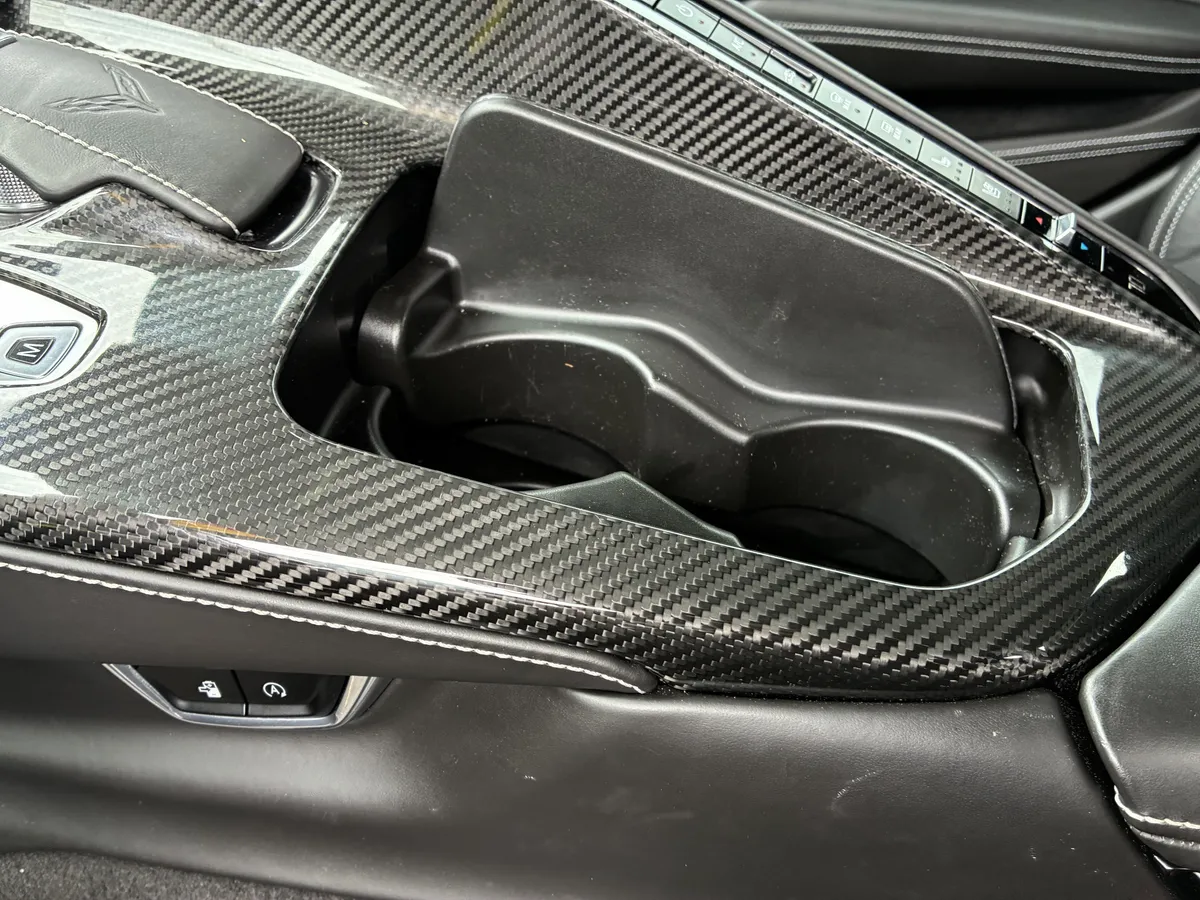 2024 Chevrolet Corvette E-Ray 3LZ thumbnail 31