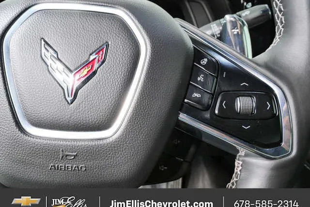 2024 Chevrolet Corvette Stingray 2LT thumbnail 11