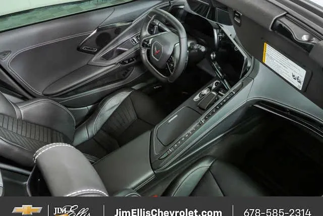 2024 Chevrolet Corvette Stingray 2LT thumbnail 25