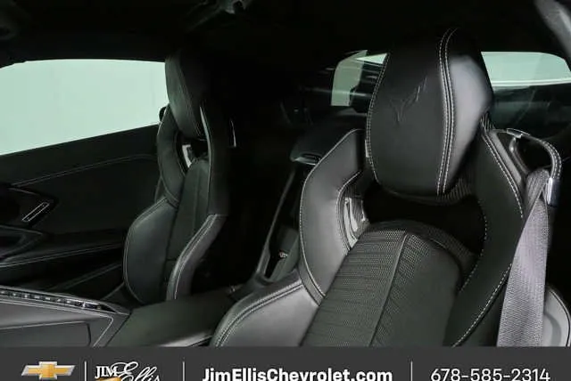 2024 Chevrolet Corvette Stingray 2LT thumbnail 5