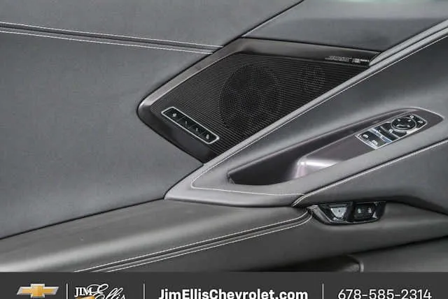 2024 Chevrolet Corvette Stingray 2LT thumbnail 6