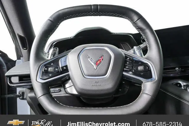 2024 Chevrolet Corvette Stingray 2LT thumbnail 9