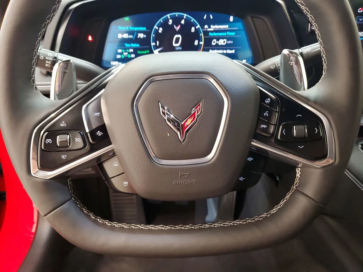 2024 Chevrolet Corvette Stingray w/2LT thumbnail 11