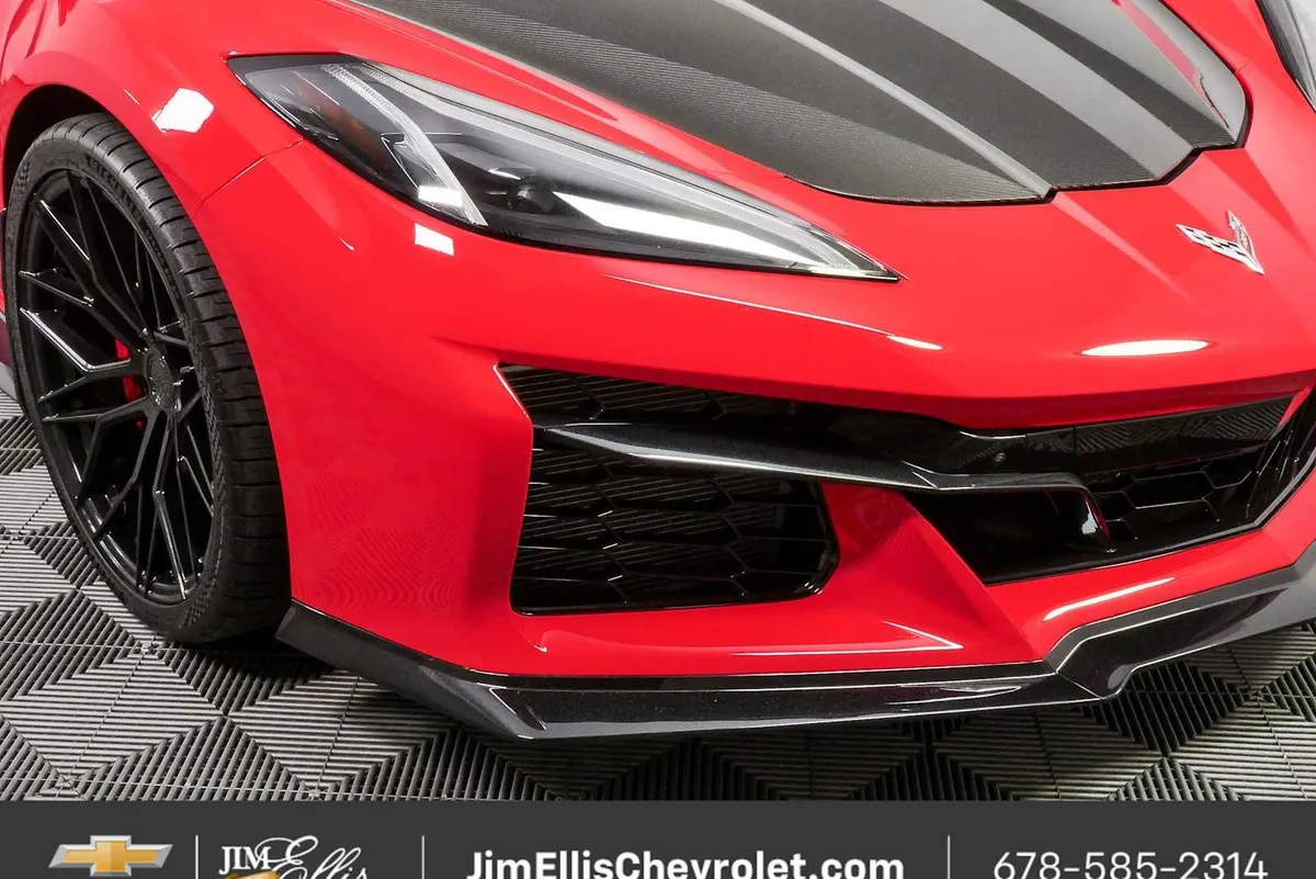 2024 Chevrolet Corvette Z06 3LZ thumbnail 33