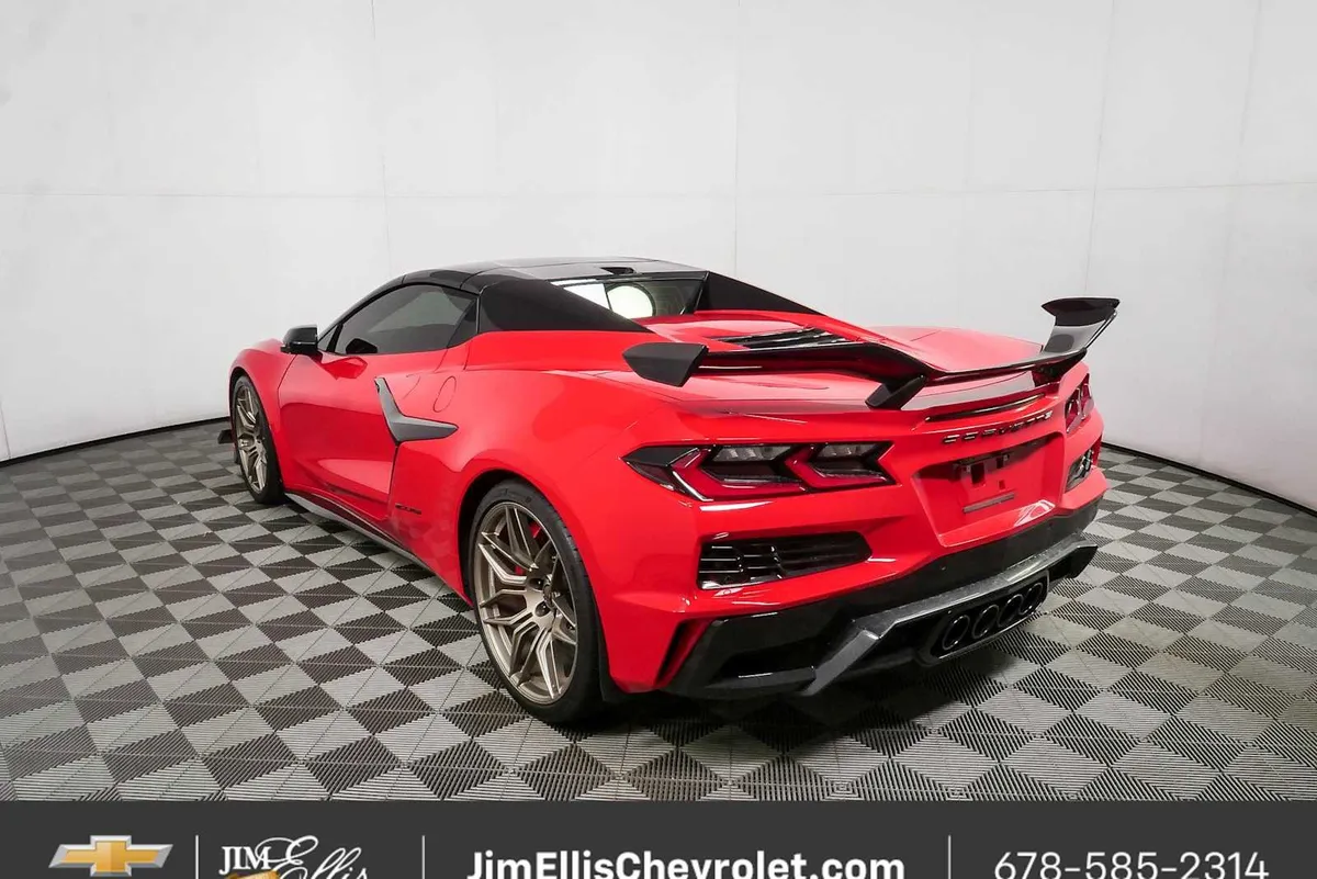 2024 Chevrolet Corvette Z06 3LZ thumbnail 25