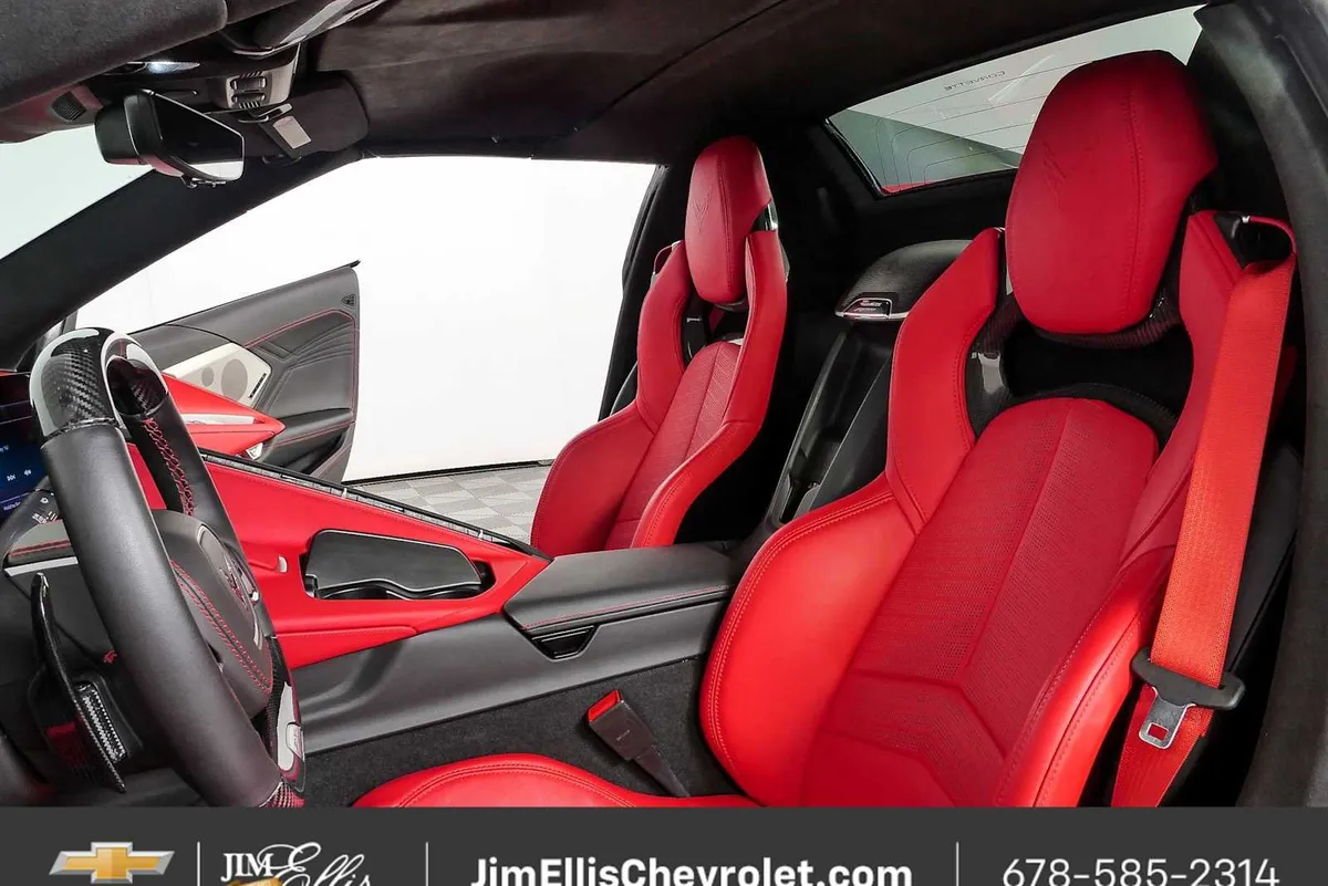 2024 Chevrolet Corvette Z06 3LZ thumbnail 5