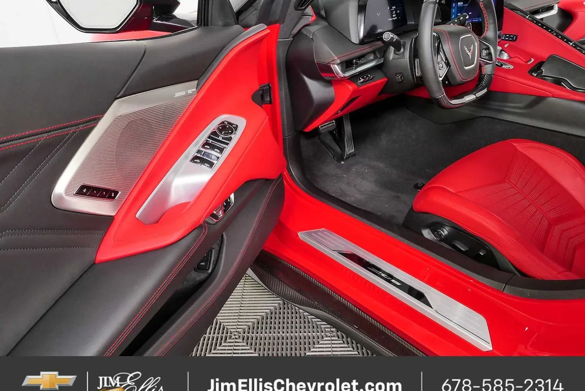2024 Chevrolet Corvette Z06 3LZ thumbnail 8