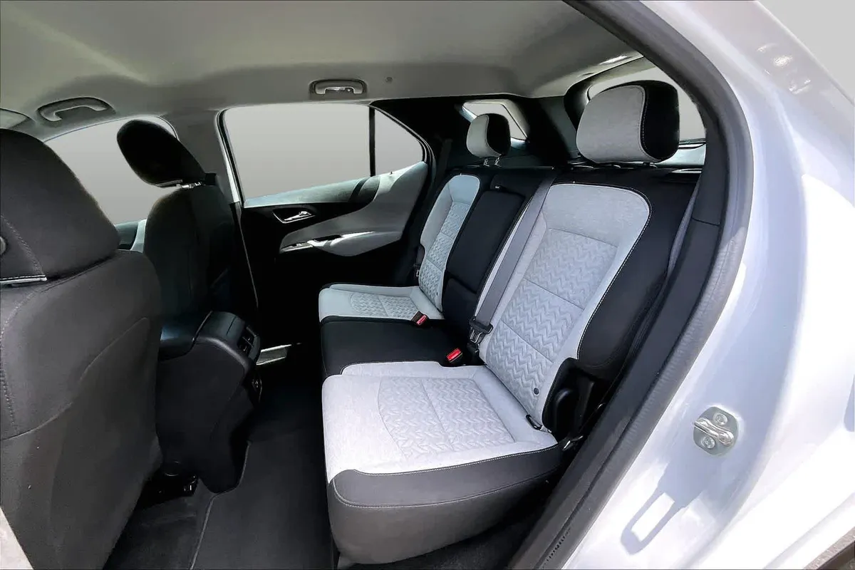 2024 Chevrolet Equinox LS thumbnail 21