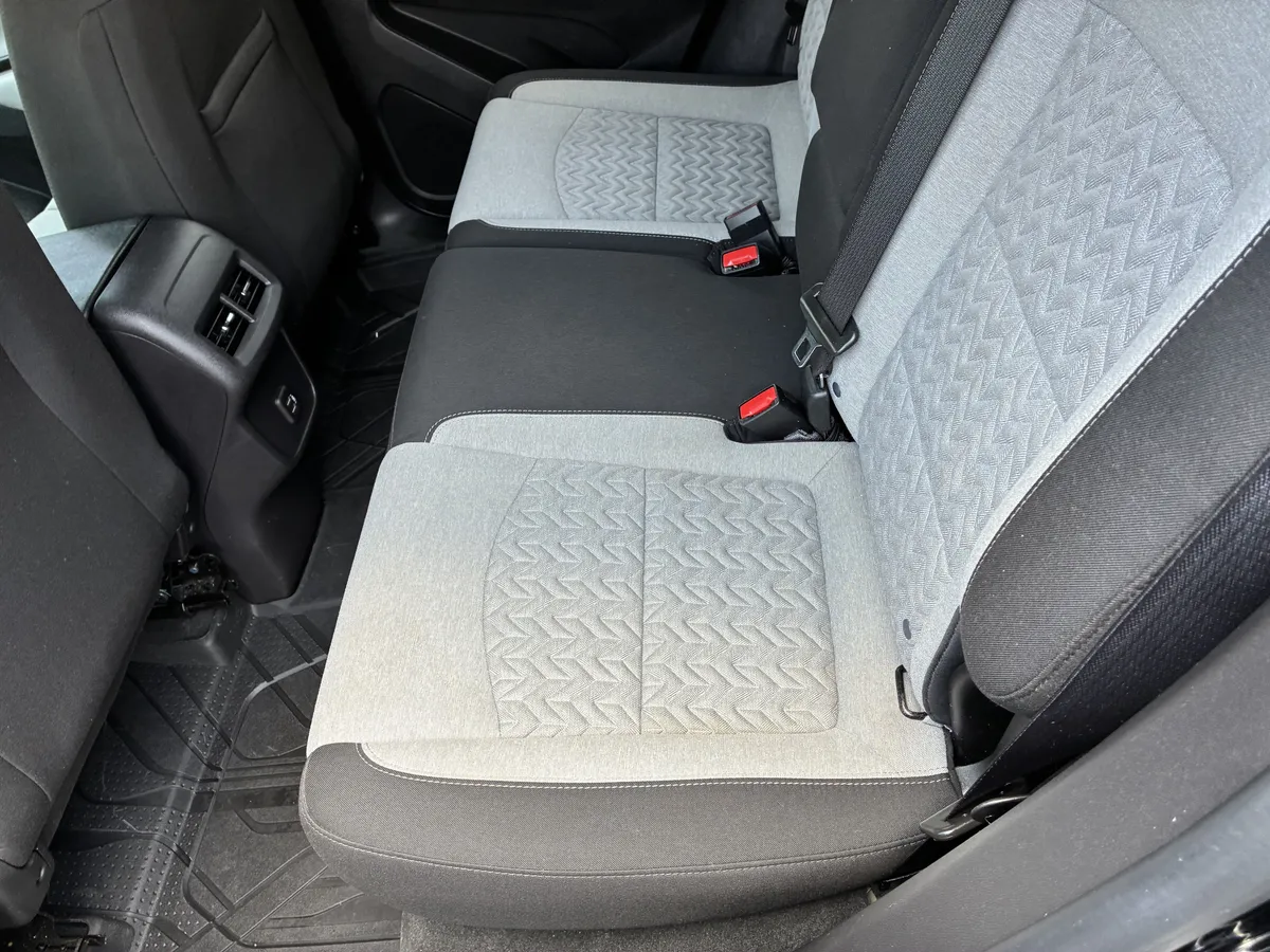 2024 Chevrolet Equinox LS thumbnail 13