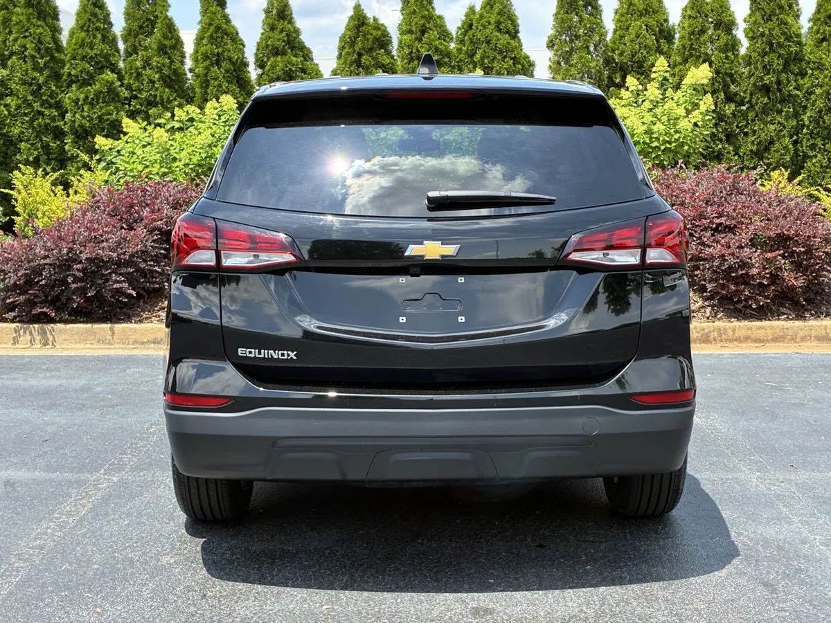 2024 Chevrolet Equinox LS thumbnail 7