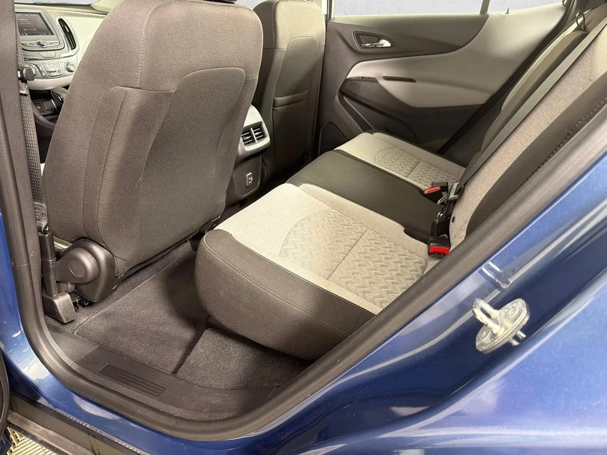 2024 Chevrolet Equinox LS thumbnail 20