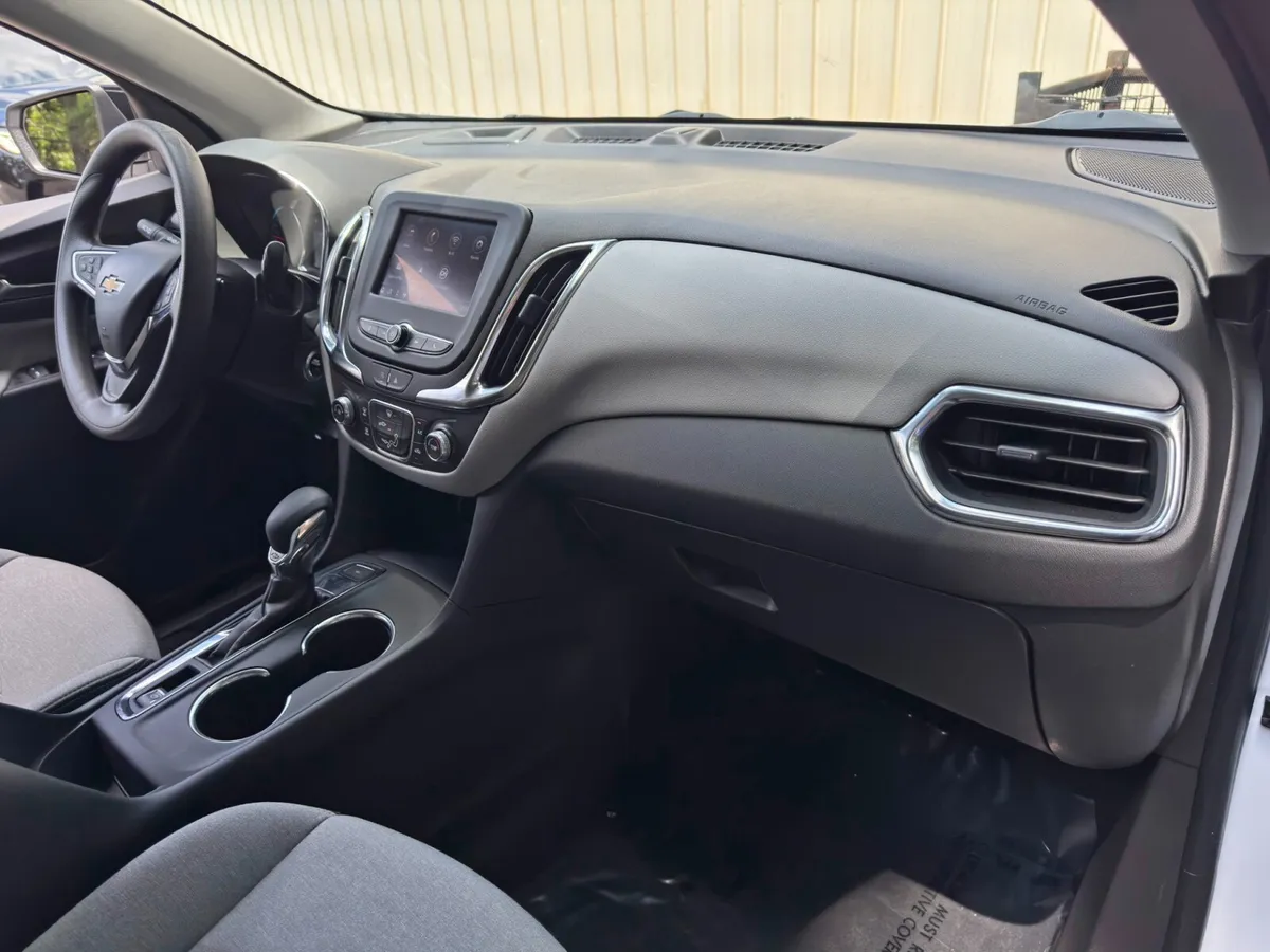 2024 Chevrolet Equinox LS w/ Convenience & Sport Edition Packages thumbnail 13