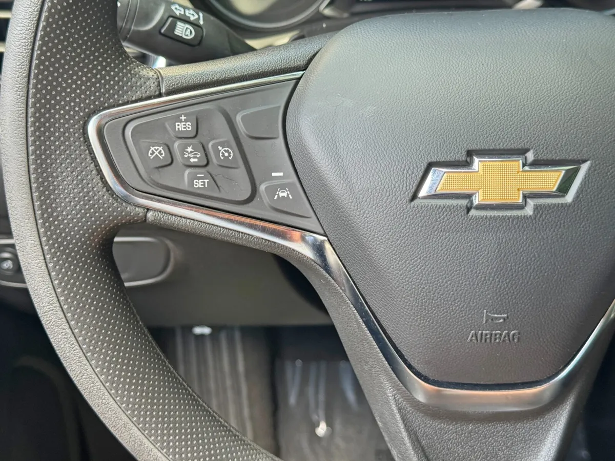 2024 Chevrolet Equinox LS w/ Convenience & Sport Edition Packages thumbnail 19