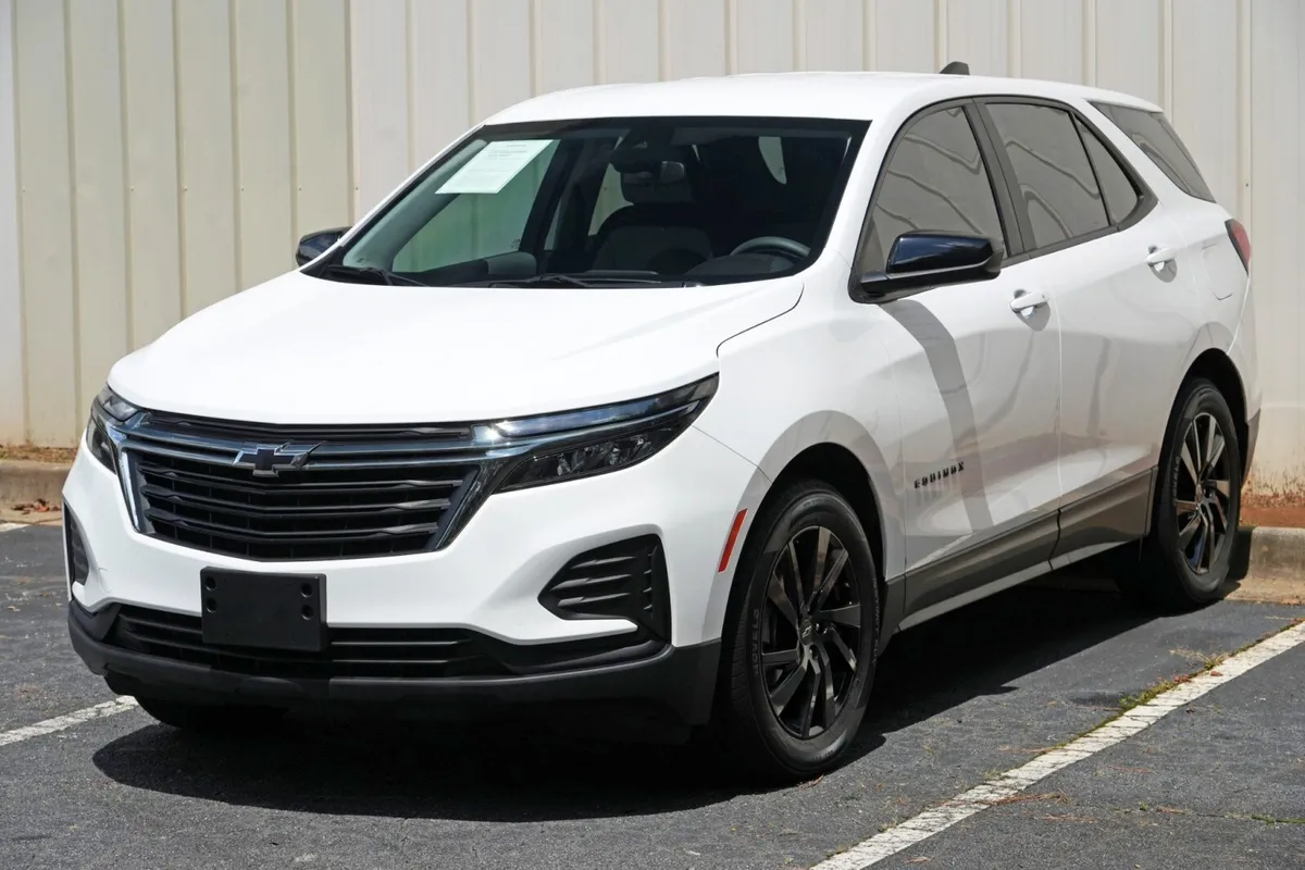 2024 Chevrolet Equinox LS w/ Convenience & Sport Edition Packages thumbnail 43