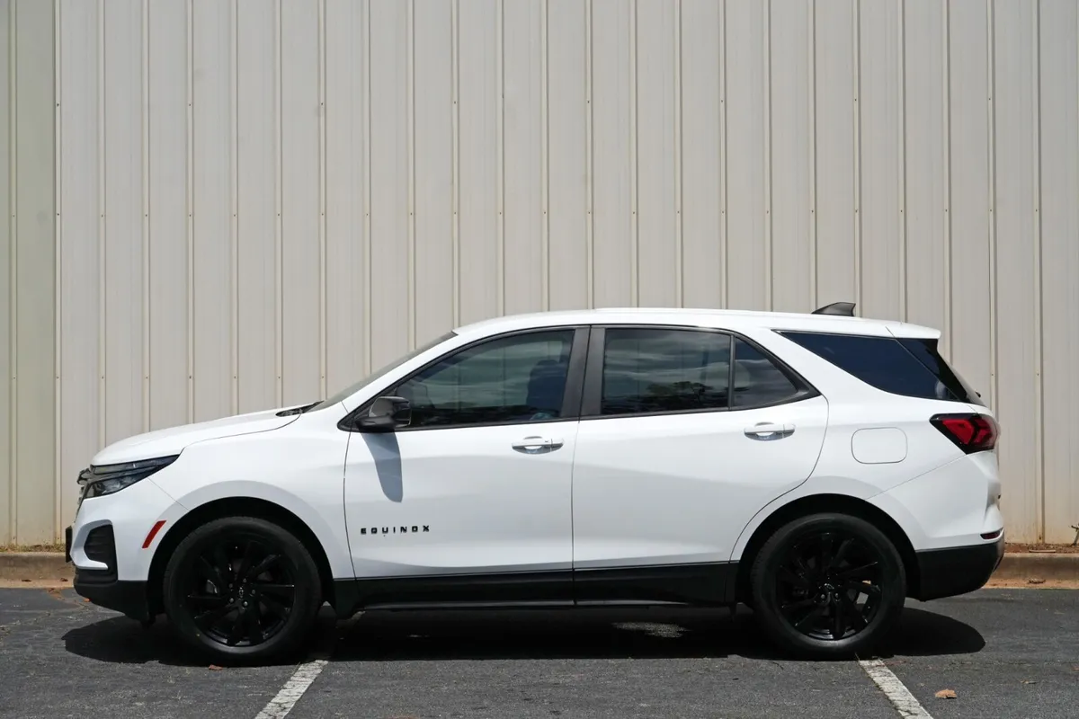 2024 Chevrolet Equinox LS w/ Convenience & Sport Edition Packages thumbnail 44
