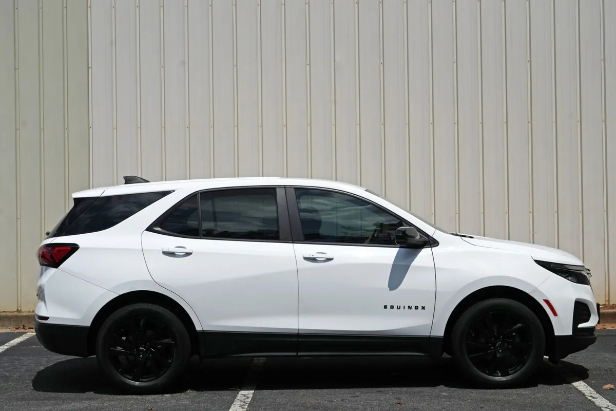 2024 Chevrolet Equinox LS w/ Convenience & Sport Edition Packages thumbnail 48