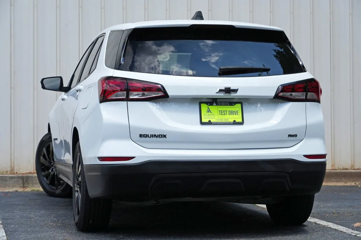 2024 Chevrolet Equinox LS w/ Convenience & Sport Edition Packages thumbnail 5