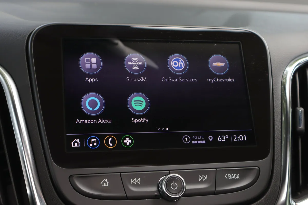 2024 Chevrolet Equinox LT thumbnail 12