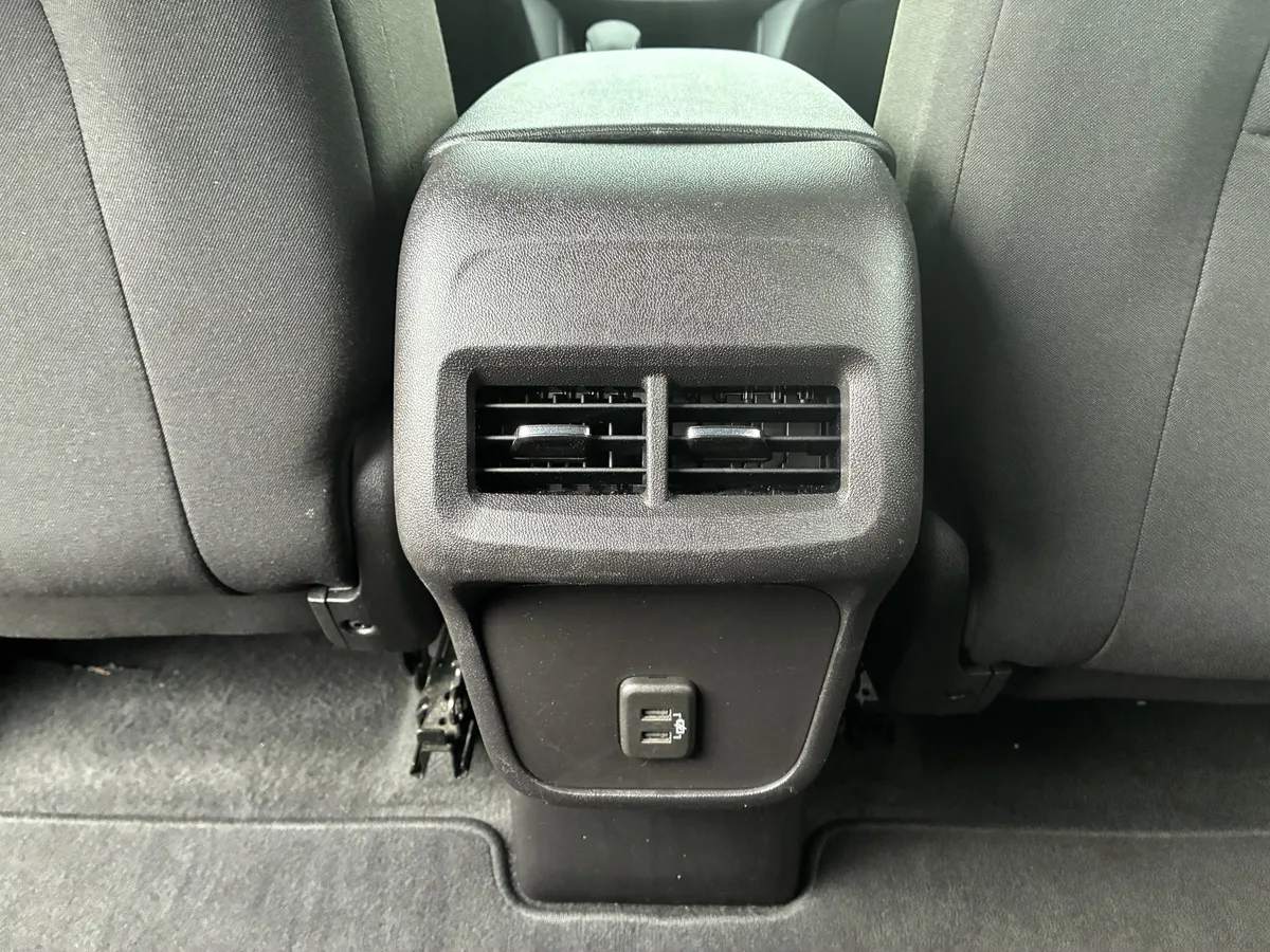 2024 Chevrolet Equinox LT thumbnail 17