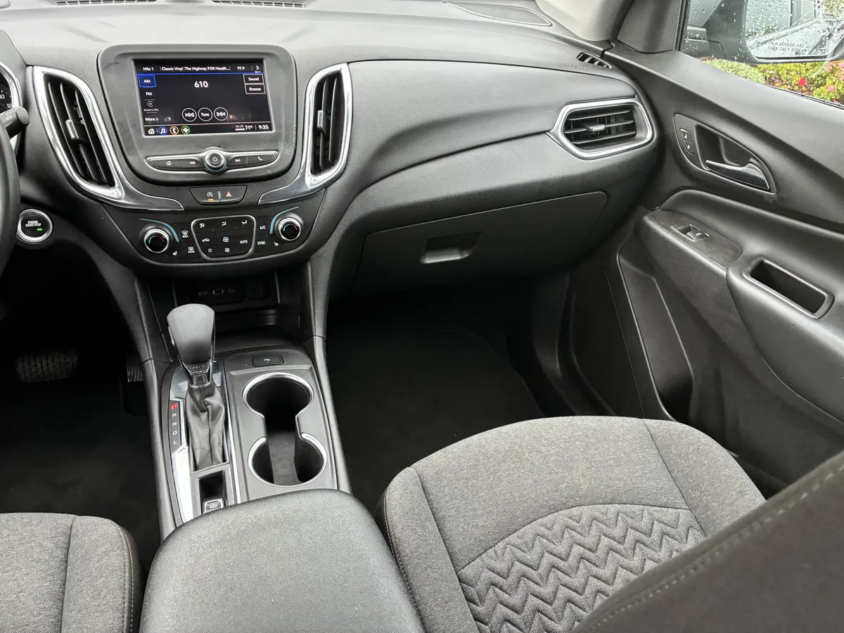 2024 Chevrolet Equinox LT thumbnail 19