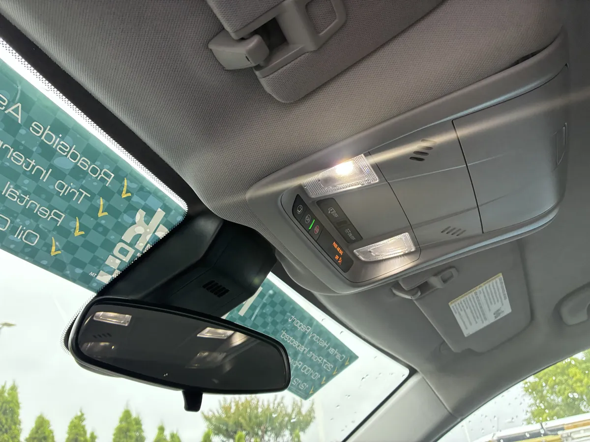 2024 Chevrolet Equinox LT thumbnail 36