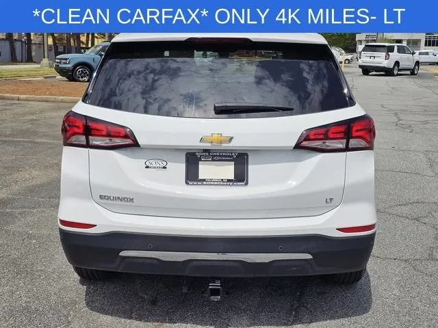 2024 Chevrolet Equinox LT thumbnail 11