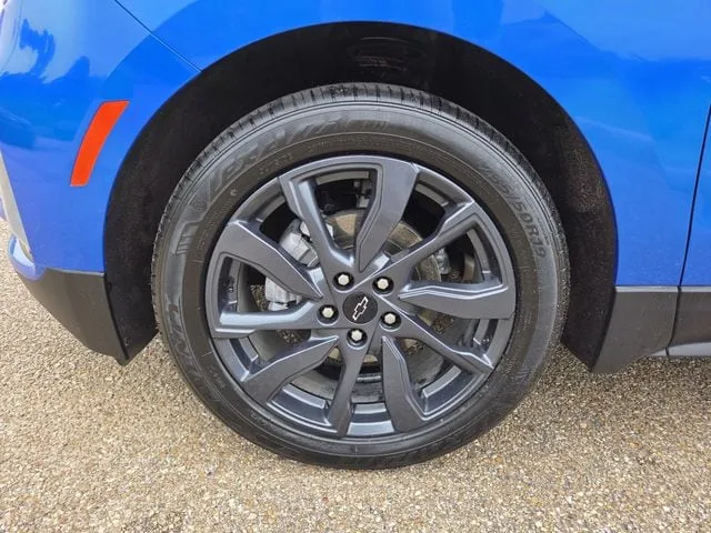 2024 Chevrolet Equinox RS thumbnail 25