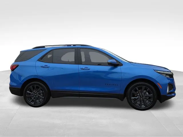 2024 Chevrolet Equinox RS thumbnail 3