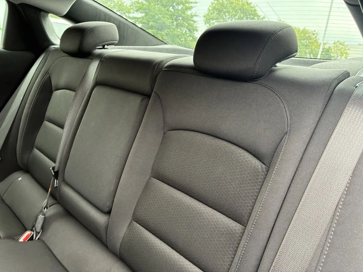 2024 Chevrolet Malibu 1LT thumbnail 12