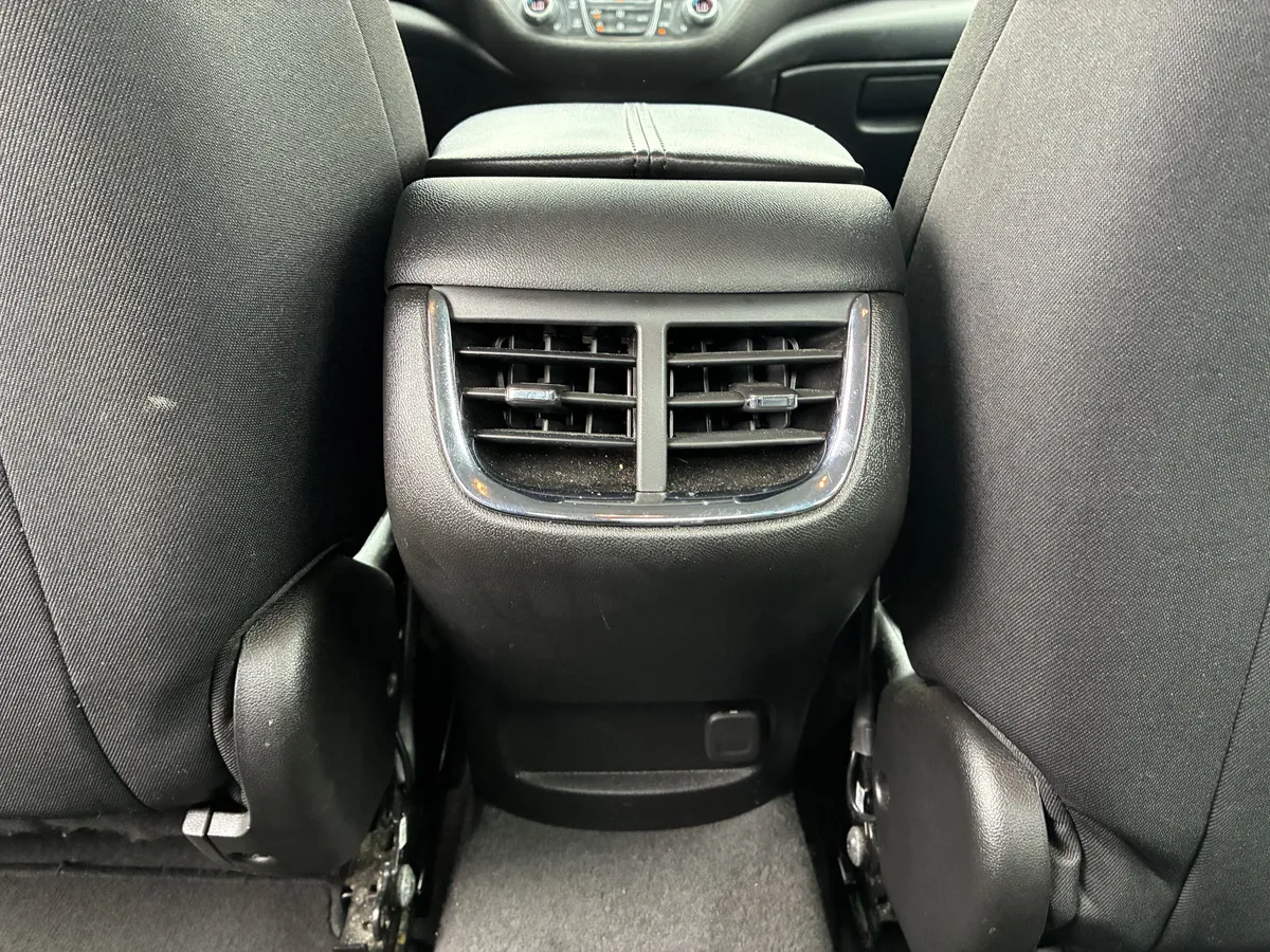 2024 Chevrolet Malibu 1LT thumbnail 16