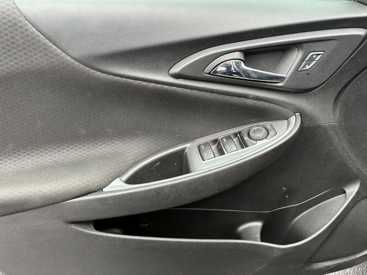 2024 Chevrolet Malibu 1LT thumbnail 22
