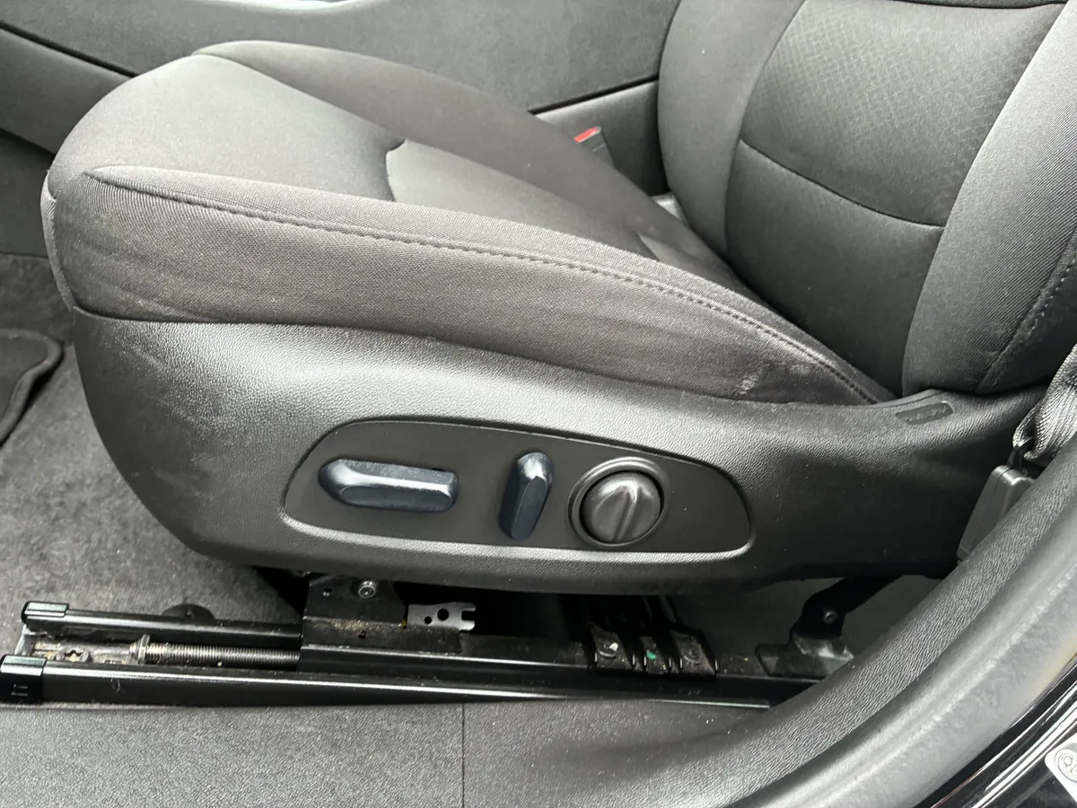 2024 Chevrolet Malibu 1LT thumbnail 24